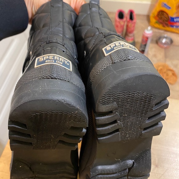 Sperry Quilted boots - Picture 5 of 8